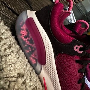 Nike sneakers size 9